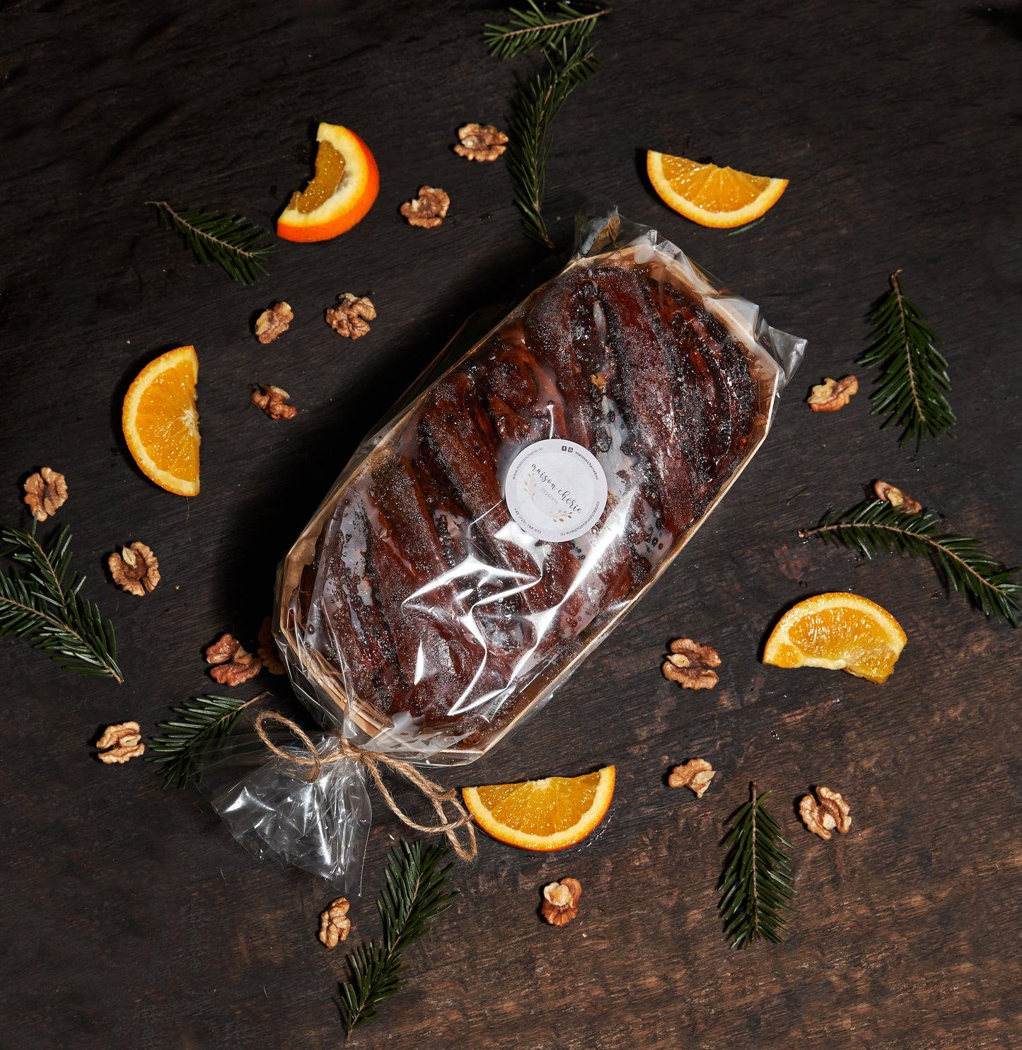 Cozonac insiropat in whisky si coniac