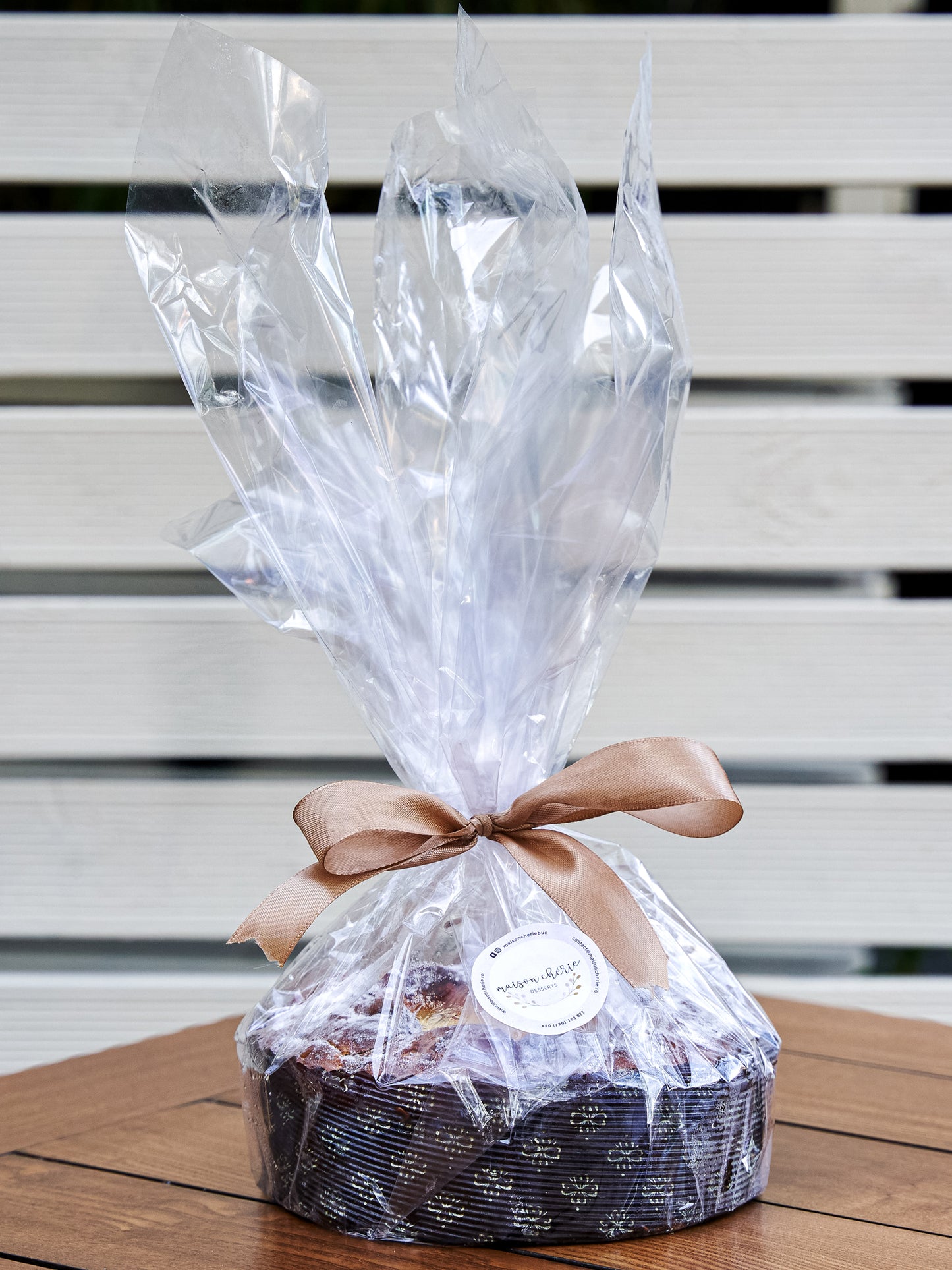 Pasca cu blat pufos de cozonac