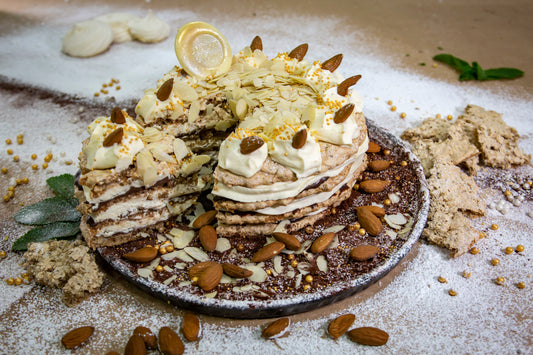 Meringue cake